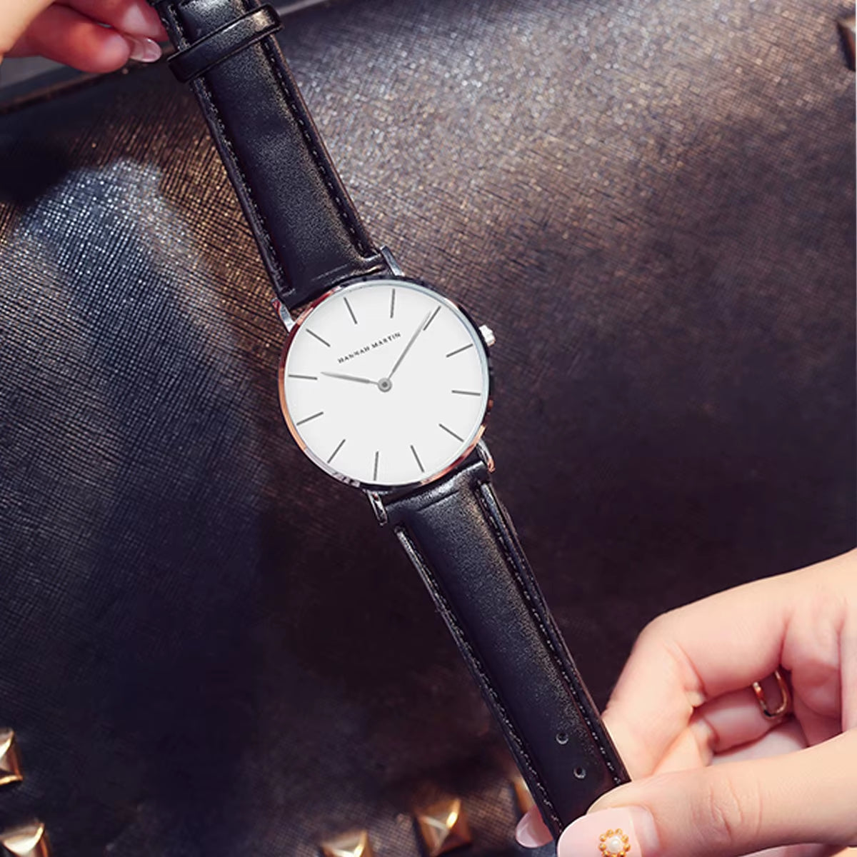 Top Brand Women Waterproof Wrist Watches 36Mm Fashion Luxury Ultra Thin Leather Creative Rose Gold Ladies Watches